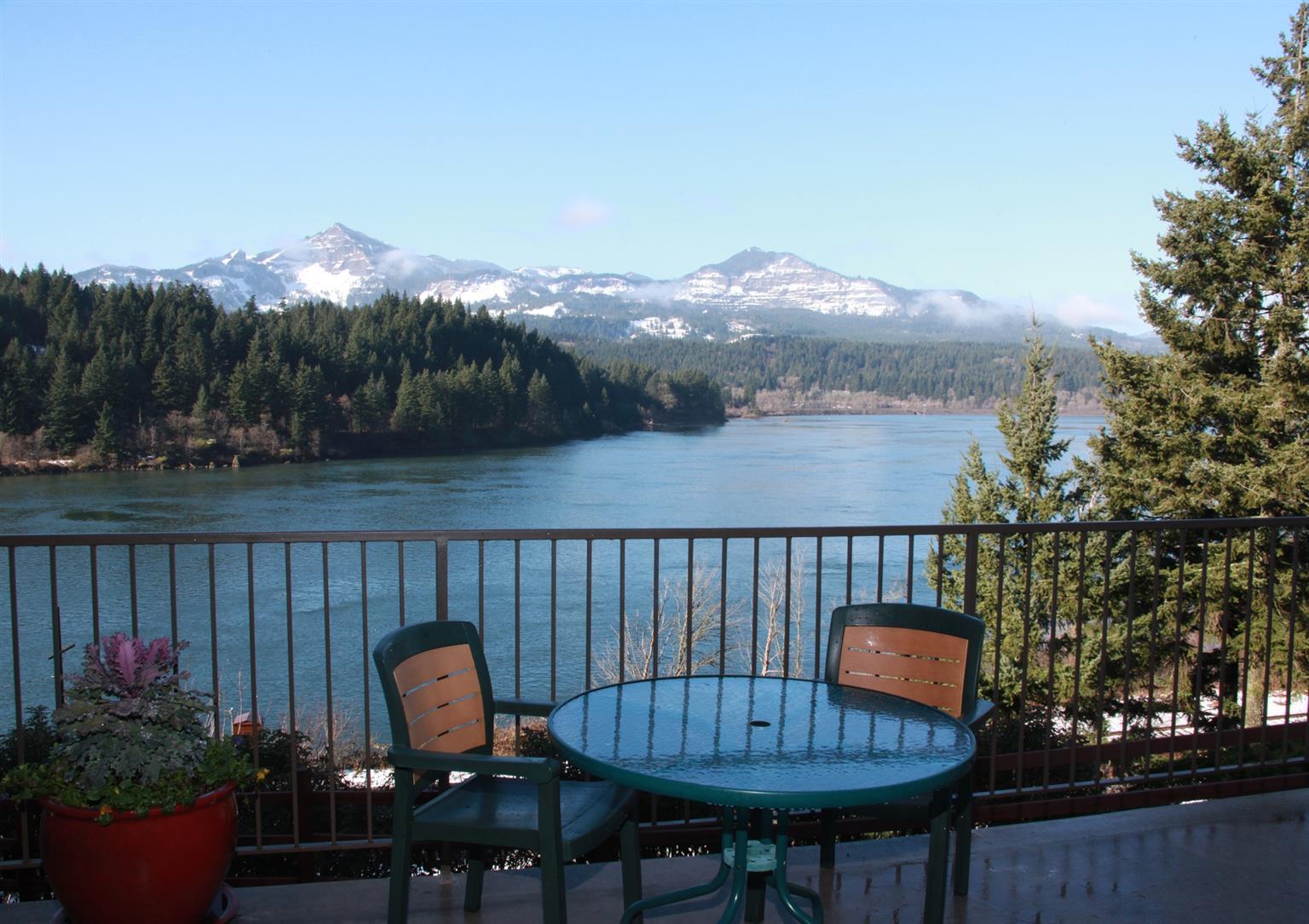 Best Western Plus Columbia River Inn Каскейд Локс Екстериор снимка
