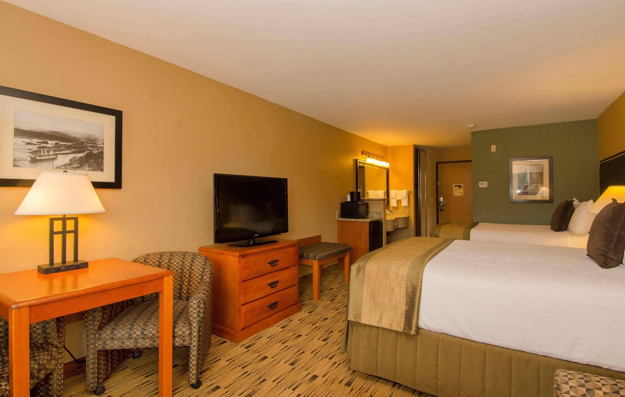 Best Western Plus Columbia River Inn Каскейд Локс Екстериор снимка